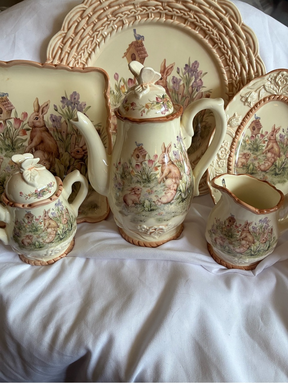 Vintage Cracker Barrel Bunny Garden Ceramic Tea set, 1 mug, & 2 serving dishes.